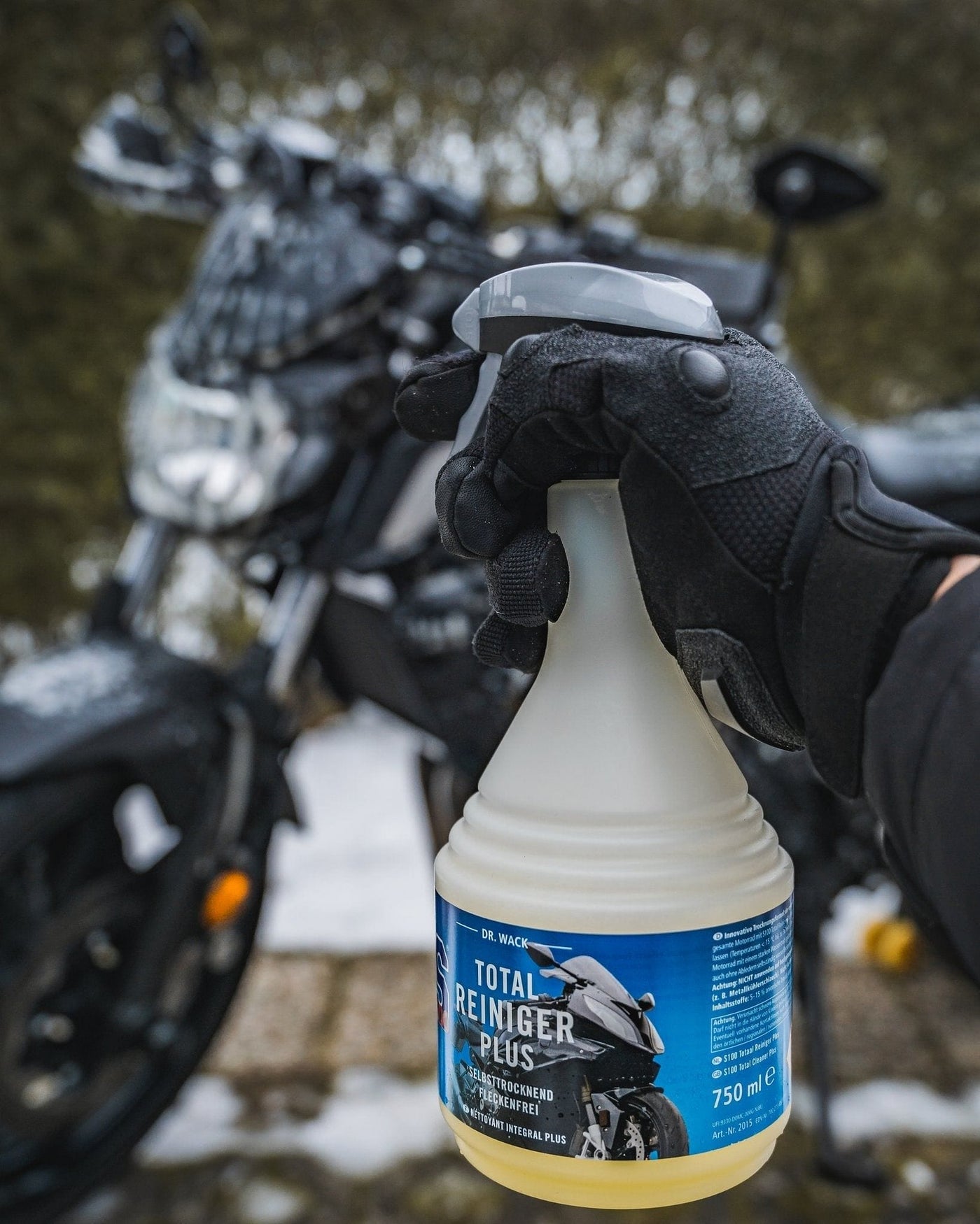 Solutie curatare a motocicletei S100 Total Cleaner Plus S100